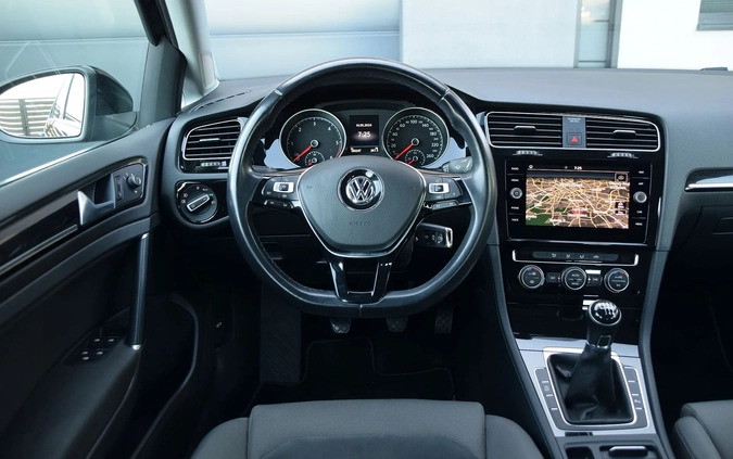 Volkswagen Golf cena 56899 przebieg: 180247, rok produkcji 2019 z Warszawa małe 631